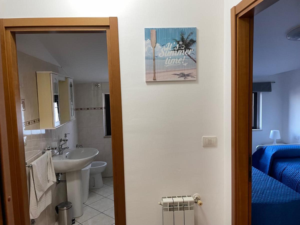 Il Sogno Del Mare Apartment มอนเตซิลวาโน ภายนอก รูปภาพ
