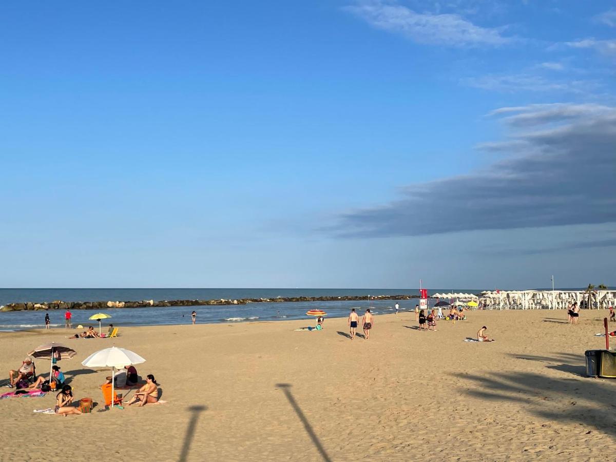 Il Sogno Del Mare Apartment มอนเตซิลวาโน ภายนอก รูปภาพ